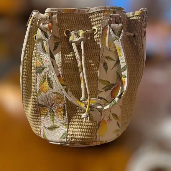 Valentina Lemon Bucket Handbag/Crossbody - Picture 4 of 5